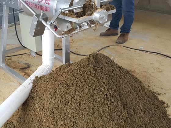 不銹鋼豬糞干濕分離機(jī) 不銹鋼豬糞干濕分離機(jī)